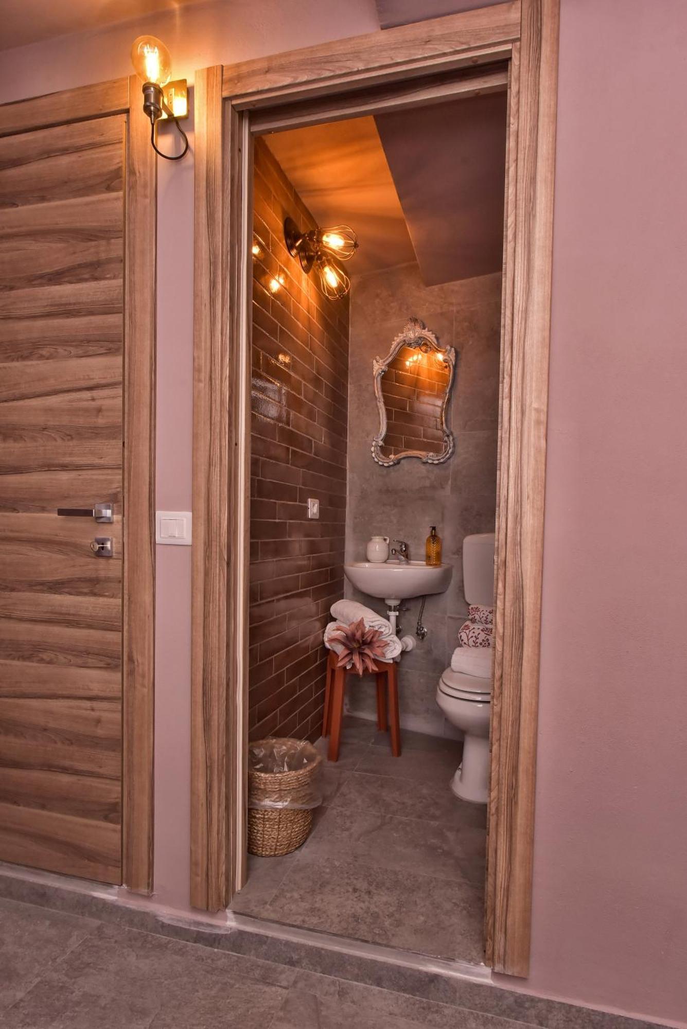 Casa Vacanze Tra I Monti E San Martino Biassa Exteriör bild